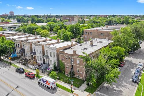 3723 W Cermak, Chicago, IL 60623