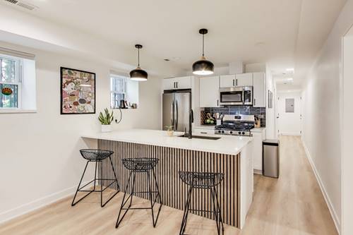 2619 N Kimball Unit G, Chicago, IL 60647