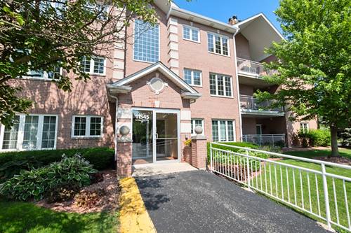 11545 Settlers Pond Unit 2A, Orland Park, IL 60467