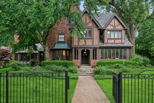 220 Woodstock, Kenilworth, IL 60043