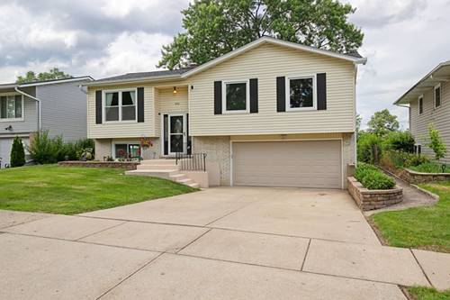 492 Winthrop, Glendale Heights, IL 60139