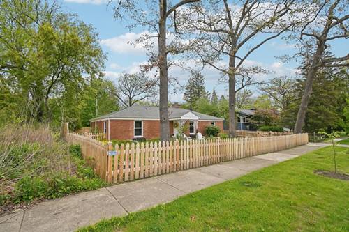 14 E Woodland, Lake Bluff, IL 60044