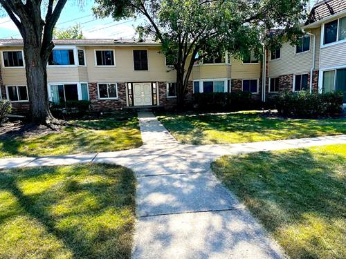 3108 Roberts Unit 6, Woodridge, IL 60517