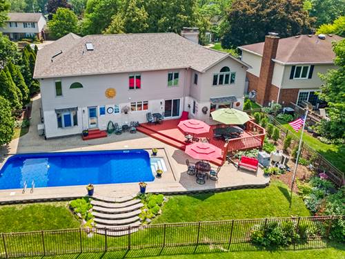 1424 E Jonquil, Arlington Heights, IL 60004