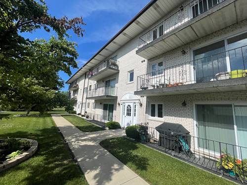 7530 W 111th Unit 2B, Worth, IL 60482