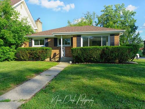 837 Wilcox, Mundelein, IL 60060