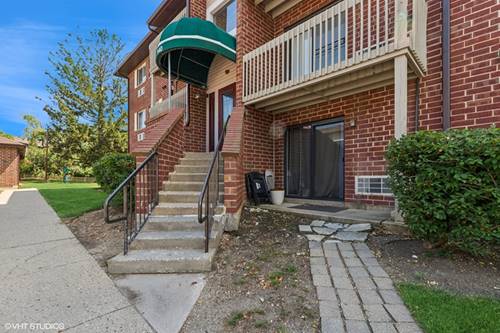 940 N Lakeside Unit 1A, Vernon Hills, IL 60061
