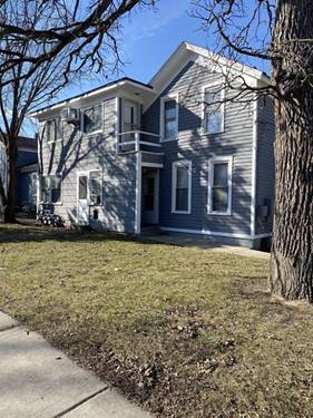 140 College Unit 4, Elgin, IL 60120