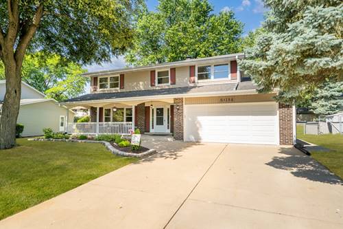 6S184 Lakewood, Naperville, IL 60540