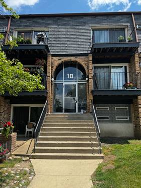 1B E Dundee Quarter Unit 102, Palatine, IL 60074