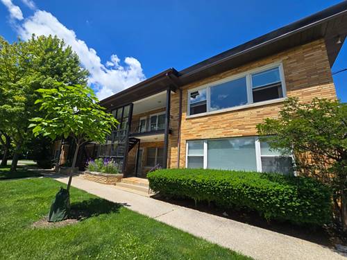 1301 N Harlem Unit 10, Oak Park, IL 60302