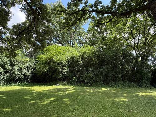 211 N Il-83, Elmhurst, IL 60126