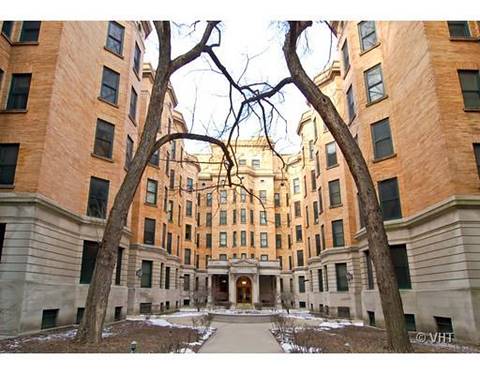 550 W Surf Unit 513, Chicago, IL 60657