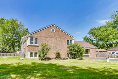 100 W Willow, Prospect Heights, IL 60070