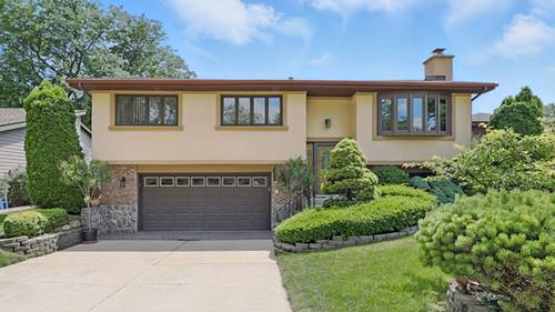953 W Surrey, Addison, IL 60101
