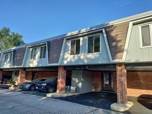 19 Cour Saint Tropez Unit 19, Palos Hills, IL 60465