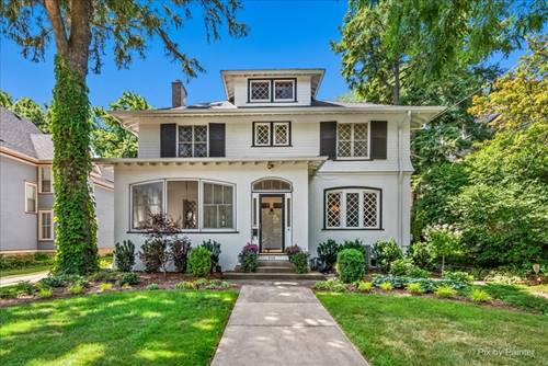 558 W Downer, Aurora, IL 60506