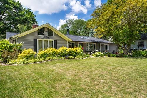 911 S 7th, St. Charles, IL 60174