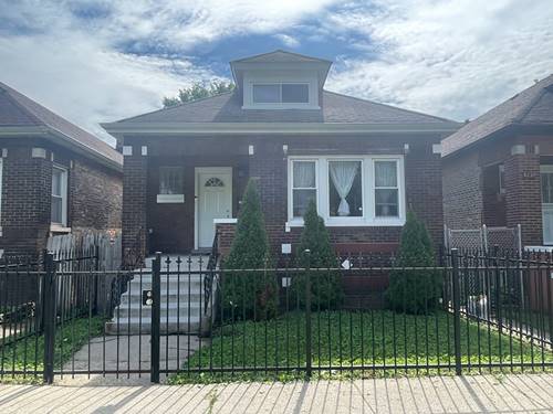 8233 S Manistee, Chicago, IL 60617