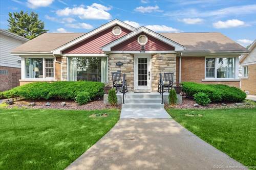 9122 S Avers, Evergreen Park, IL 60805