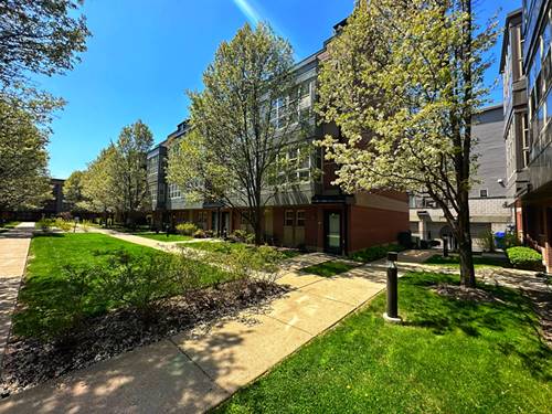 2321 S Wabash Unit 12, Chicago, IL 60616