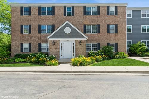 152 E Winchester Unit D, Libertyville, IL 60048