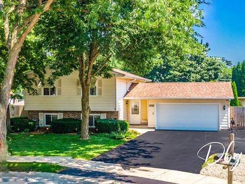 4750 Crest, Waukegan, IL 60085