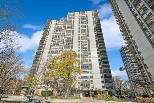 1360 N Sandburg Unit 1807c, Chicago, IL 60610