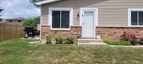 1974 Jamestown, Palatine, IL 60074
