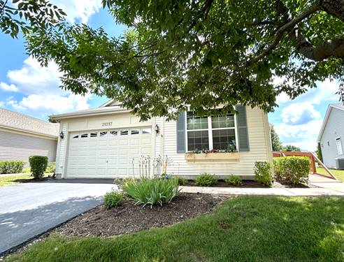21217 Lily Lake, Crest Hill, IL 60403