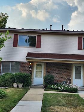 1746 Queensbury Unit 5832, Hoffman Estates, IL 60169