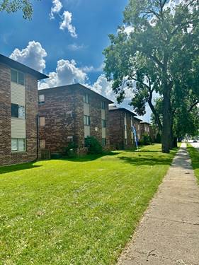 3045 Bernice Unit 2N, Lansing, IL 60438