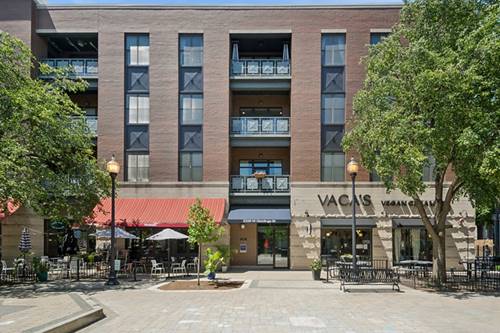 2326 W Giddings Unit 305, Chicago, IL 60625