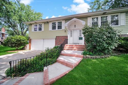 2S165 Huntington, Glen Ellyn, IL 60137