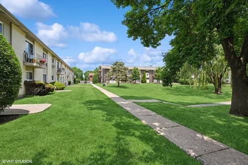 8888 Steven Unit 1H, Des Plaines, IL 60016