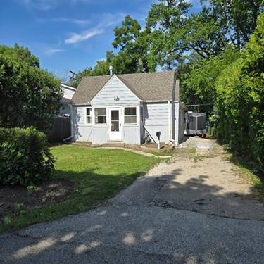 210 Brierhill, Round Lake Park, IL 60073