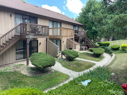45 Nassau Colony Unit 4, Fox Lake, IL 60020