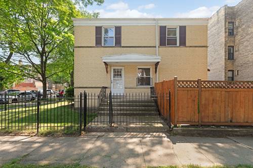 2201 W Arthur, Chicago, IL 60645