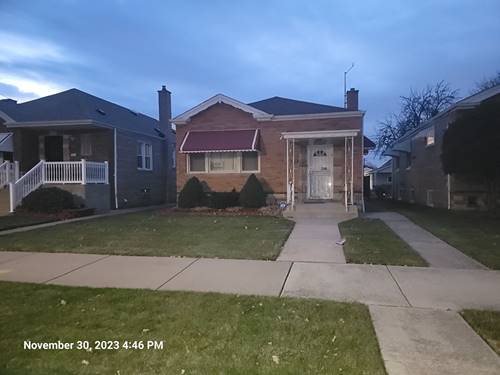 8230 S Albany, Chicago, IL 60652