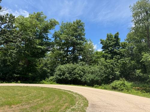 1302 Autumn Ridge, Crystal Lake, IL 60014