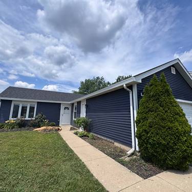 828 Huron, Carol Stream, IL 60188
