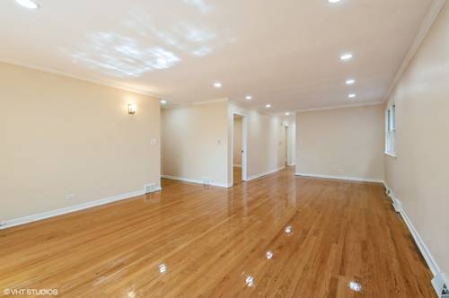 2623 W Arthur Unit 3, Chicago, IL 60645