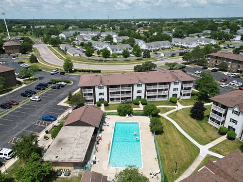 185 Gregory Unit 10, Aurora, IL 60504