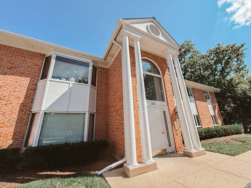 1501 N Milwaukee Unit 3A, Libertyville, IL 60048