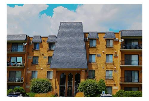 931 Arquilla Unit 314, Glenwood, IL 60425