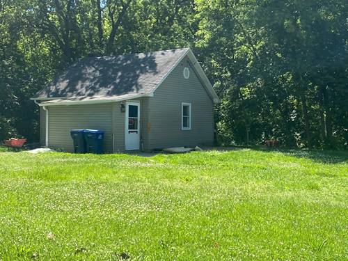 621 N Austin, Waukegan, IL 60085