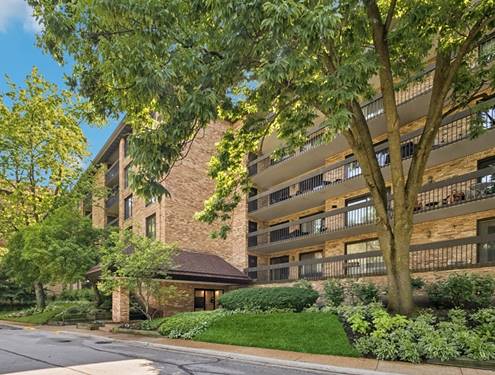 1671 Mission Hills Unit 308, Northbrook, IL 60062