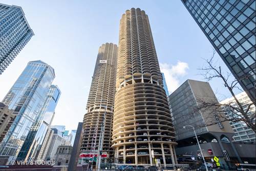 300 N State Unit 3808, Chicago, IL 60654