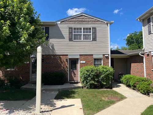 525 W Washington Unit 9, Lake Bluff, IL 60044
