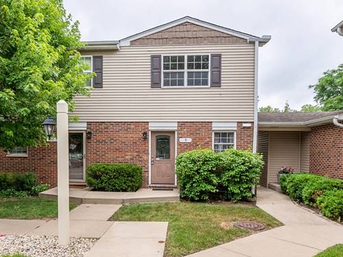 525 W Washington Unit 9, Lake Bluff, IL 60044